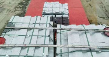 济宁 芝麻白仿形加直形路沿石出货日常