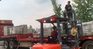 济宁 黄金麻冰裂纹，地铺石装车