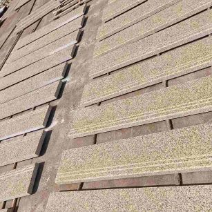 济宁 黄金麻花岗岩光面楼梯踏步