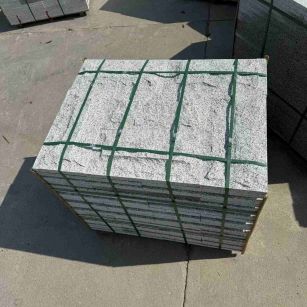 济宁 白麻花岗岩石材自然面蘑菇石成品