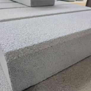 济宁 芝麻灰荔枝面路沿石