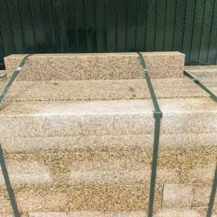 济宁 黄金麻花岗岩石材机切面栏杆料半成品