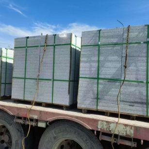 济宁 芝麻白花岗岩地铺石装车日常