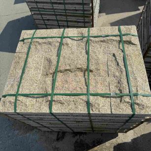 济宁 黄金麻花岗岩石材自然面蘑菇石成品