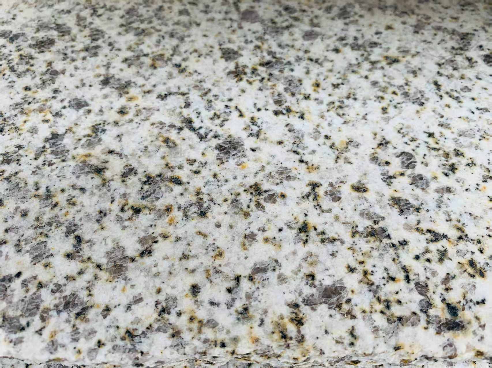 济宁 黄金麻花岗岩石材浅黄光面