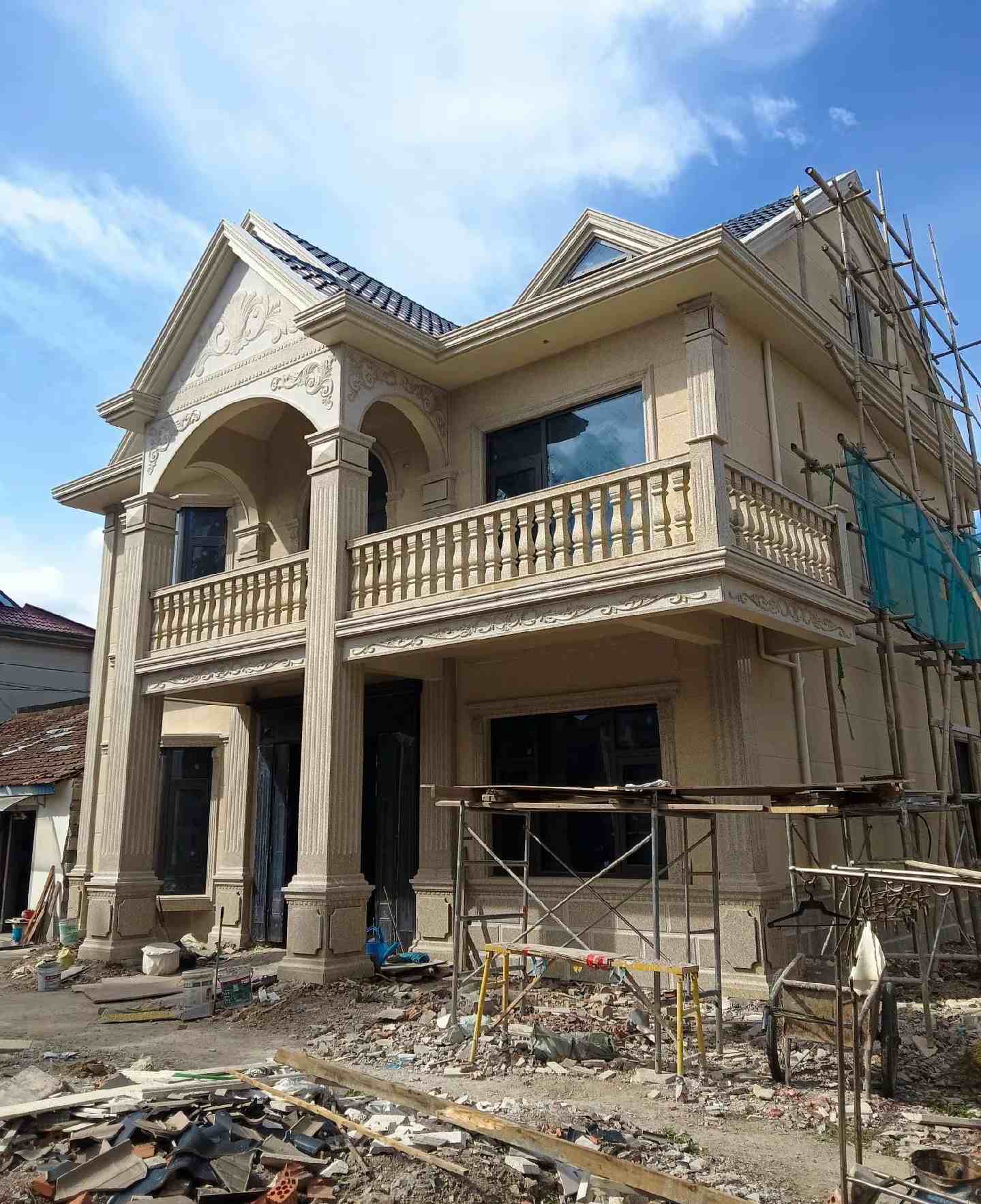 济宁 黄金麻花岗岩石材私人别墅雕花门楼柱阳台栏杆