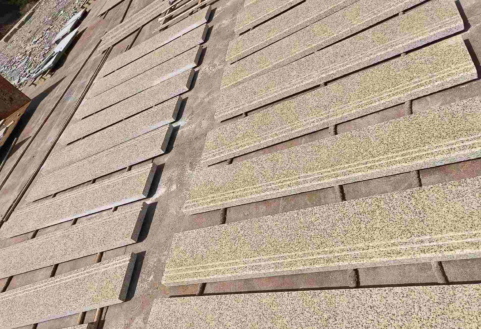 济宁 黄金麻花岗岩光面楼梯踏步