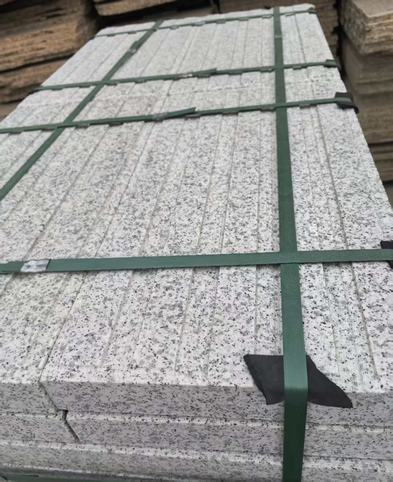 济宁 白麻花岗岩直行盲道石，盲条，地铺石