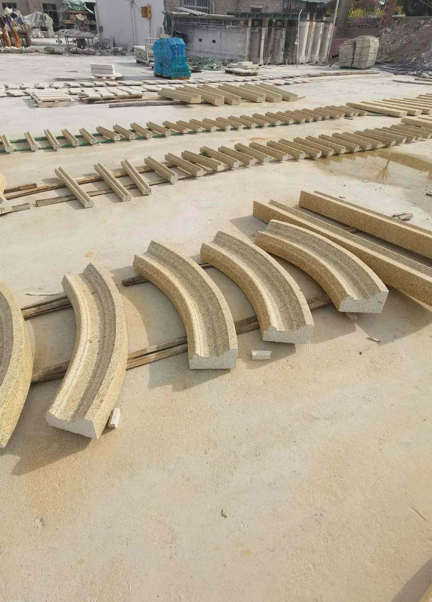 济宁 黄金麻花岗岩别墅线条