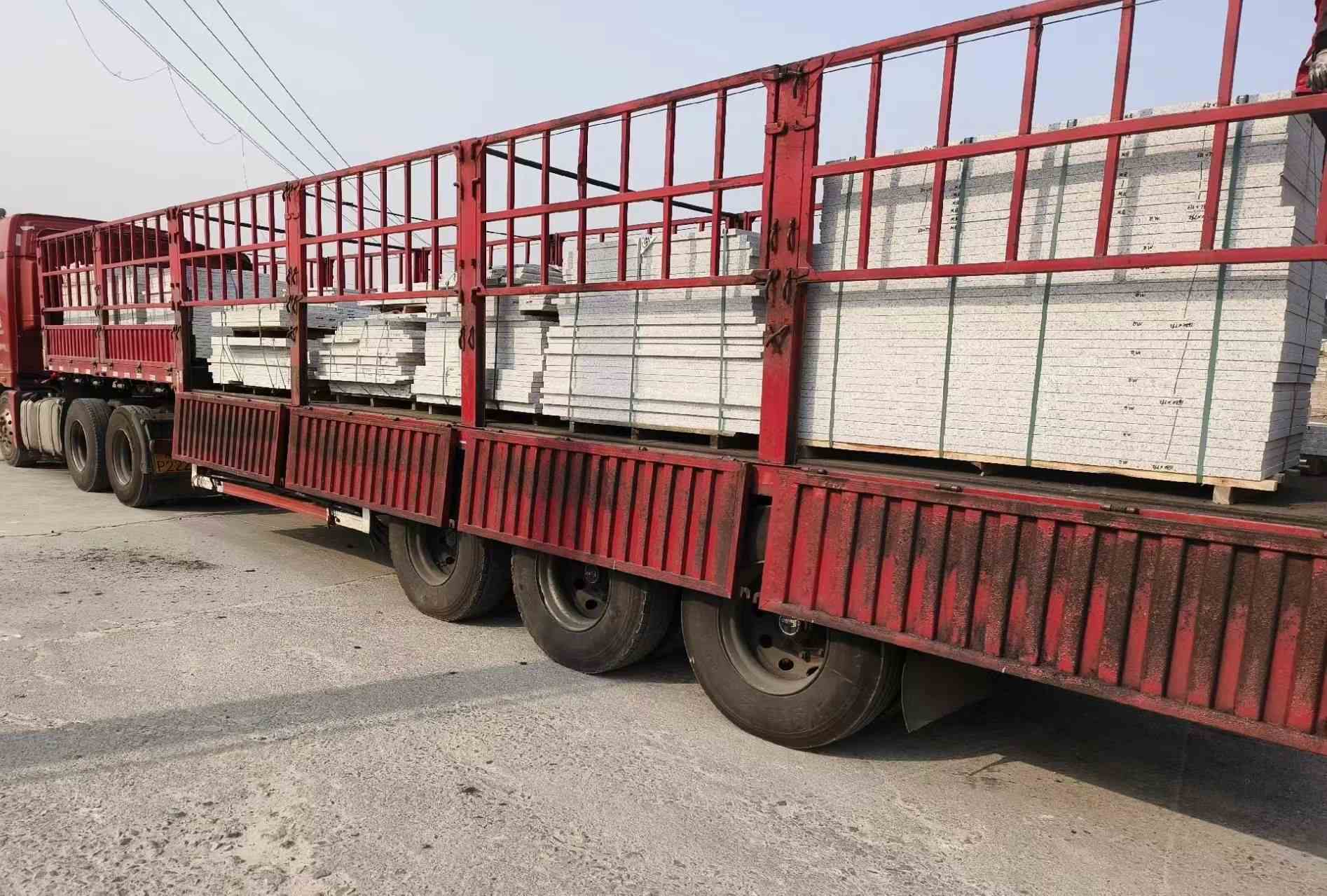 济宁 白麻荔枝面外墙干挂，工厂装车日常