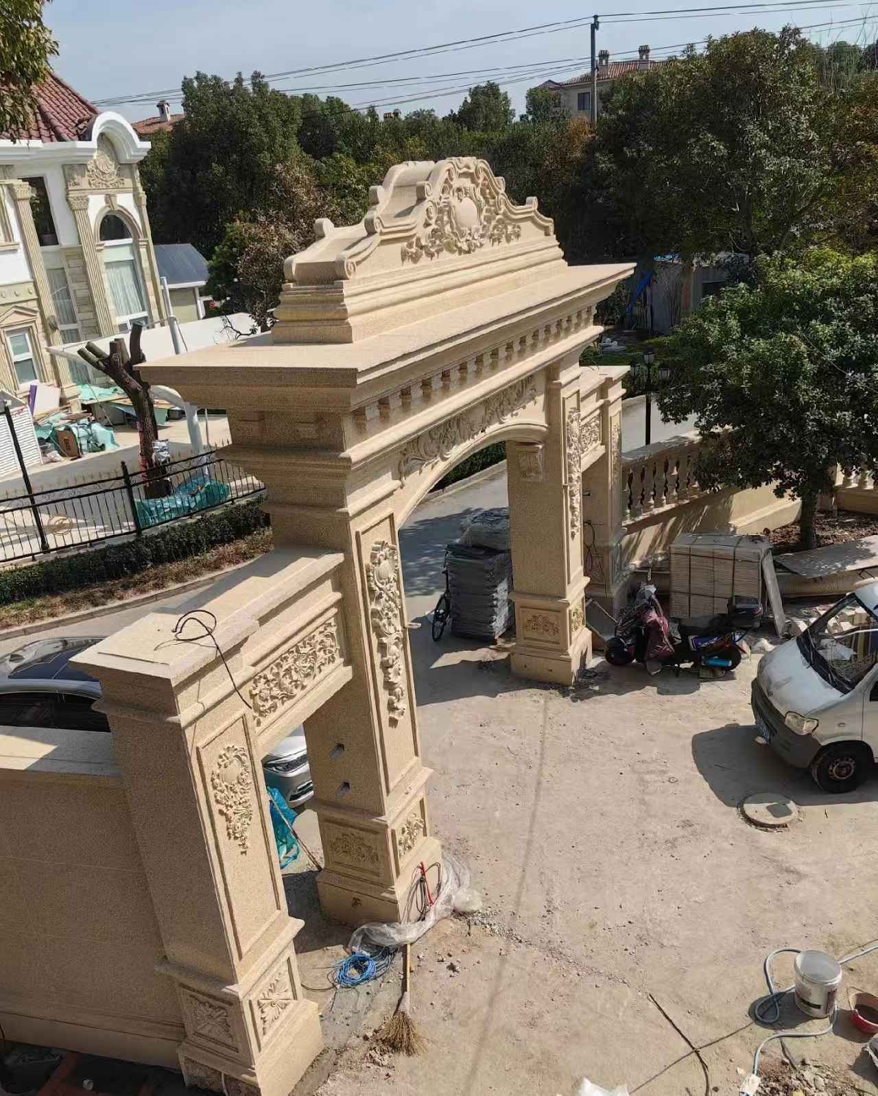 济宁 黄金麻荔枝面花岗岩别墅门楼